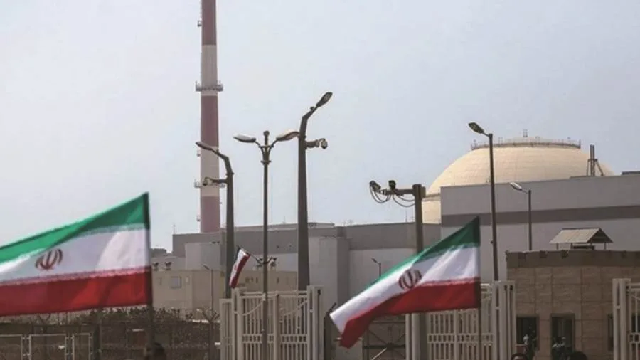 الجيش الإسرائيلي يصدر إنذاراً سريعاً للإيرانيين بضرورة مغادرة المناطق المحيطة بالمنشآت النووية الجيش الإسرائيلي يصدر إنذاراً سريعاً للإيرانيين بضرورة مغادرة المناطق المحيطة بالمنشآت النووية