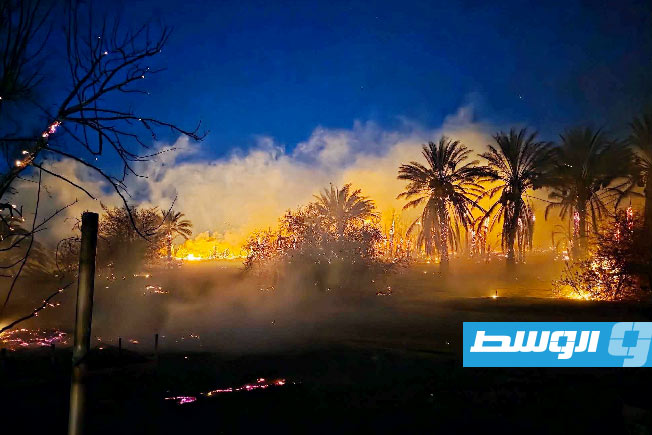 حريق في قرية بوحليمة بضواحي الكفرة، 15 يونيو 2025 (الإنترنت)