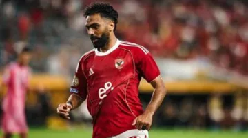 «لا يستحق الزي».. عاصفة من الغضب تسقط بـ«حسين الشحات» بعد ضياع فرصة انتصار الأهلي