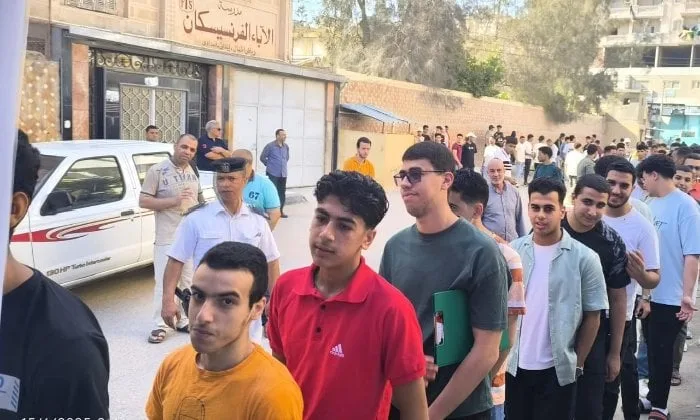 40 ألف طالب وطالبة يبدأون امتحانات الثانوية العامة في 117 مركزاً بالبحيرة 40 ألف طالب وطالبة يبدأون امتحانات الثانوية العامة في 117 مركزاً بالبحيرة
