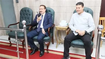 محافظ المنوفية يراقب بدء امتحانات الثانوية العامة وسير العمل في اللجان محافظ المنوفية يراقب بدء امتحانات الثانوية العامة وسير العمل في اللجان