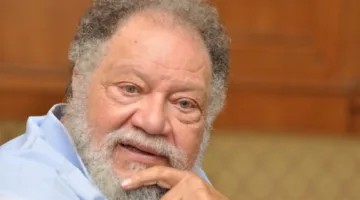 الـ’ألكسو’ تختار الفنان المصري يحيى الفخراني ليكون شخصية العام في الثقافة