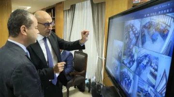 وزير التعليم يراقب امتحانات الثانوية العامة من مركز العمليات الرئيسي