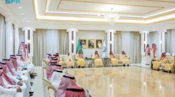 أمير الجوف ونائبه يستقبلان التهاني من موظفي الإمارة بمناسبة عيد الأضحى المبارك.