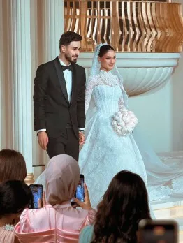 شيرين بيوتي وأسامة مروة يحيون زفافهما في أجواء ساحرة شيرين بيوتي وأسامة مروة يحيون زفافهما في أجواء ساحرة