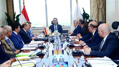 وزير التموين يراقب الحالة التنفيذية للاحتياطي الاستراتيجي من السلع الأساسية وضمان توفرها وانسيابية توزيعها وزير التموين يراقب الحالة التنفيذية للاحتياطي الاستراتيجي من السلع الأساسية وضمان توفرها وانسيابية توزيعها