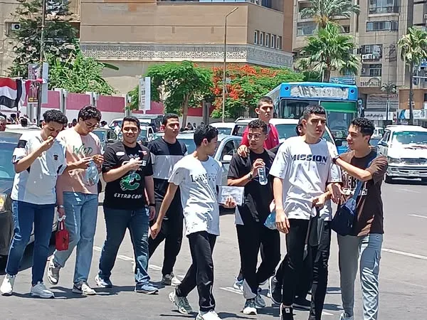 بداية مشجعة: التربية الدينية والوطنية تفرح طلاب الثانوية العامة في الإسكندرية بداية مشجعة: التربية الدينية والوطنية تفرح طلاب الثانوية العامة في الإسكندرية