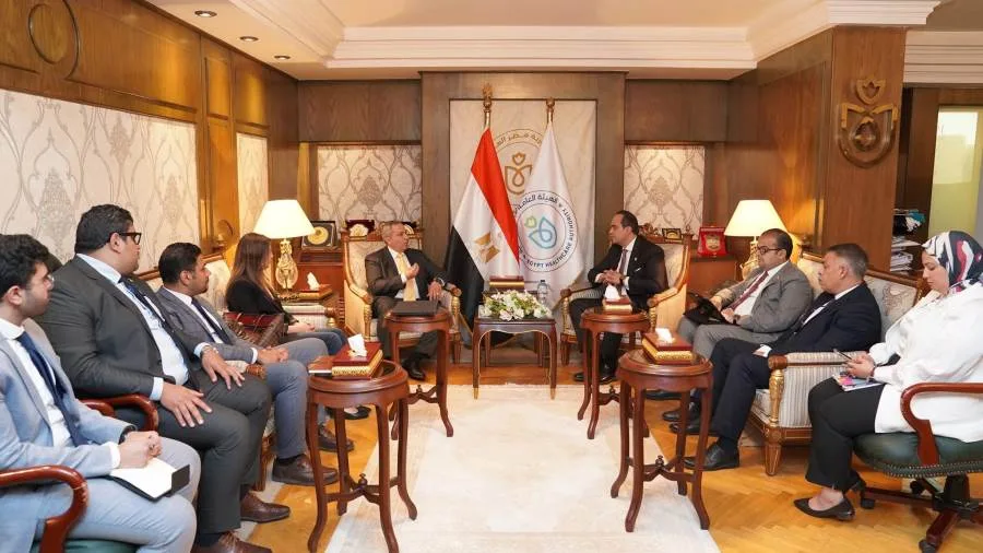 القطاع الصحي يجتمع مع المدير العام لشركة كونكتا لاستكشاف فرص التعاون في مجالات التحول الرقمي والرعاية الصحية الذكية.