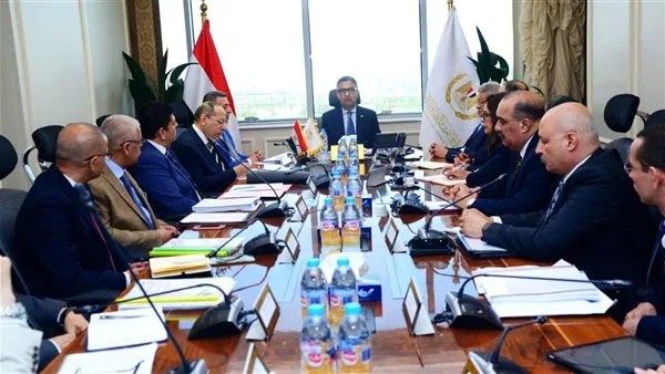 وزير التموين يراقب حالة المخزون الاستراتيجي للسلع وزير التموين يراقب حالة المخزون الاستراتيجي للسلع