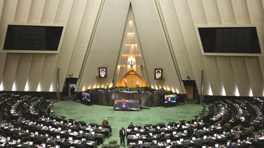 عاجل: تسنيم تكشف عن اقتراح للبرلمان الإيراني بالانسحاب من معاهدة عدم انتشار الأسلحة النووية عاجل: تسنيم تكشف عن اقتراح للبرلمان الإيراني بالانسحاب من معاهدة عدم انتشار الأسلحة النووية