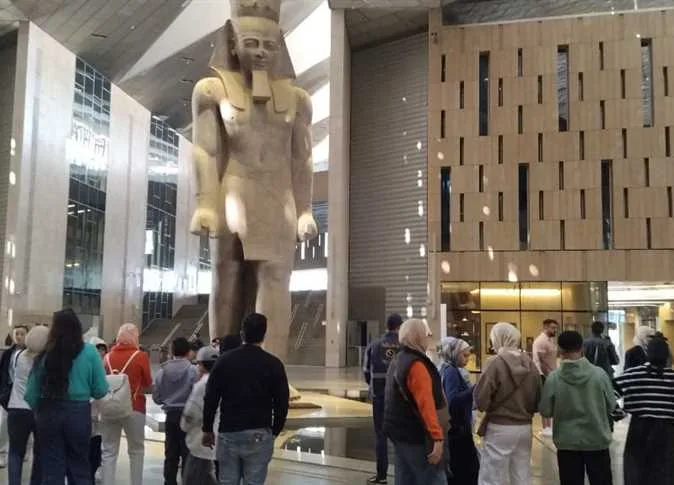 المتحف المصري الكبير يفتح أبوابه للزوار بعد إلغاء قرار الإغلاق اعتباراً من اليوم. المتحف المصري الكبير يفتح أبوابه للزوار بعد إلغاء قرار الإغلاق اعتباراً من اليوم.