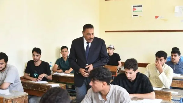 أسئلة صريحة وتوقيت مناسب: آراء طلاب الثانوية العامة عند بدء الامتحانات أسئلة صريحة وتوقيت مناسب: آراء طلاب الثانوية العامة عند بدء الامتحانات