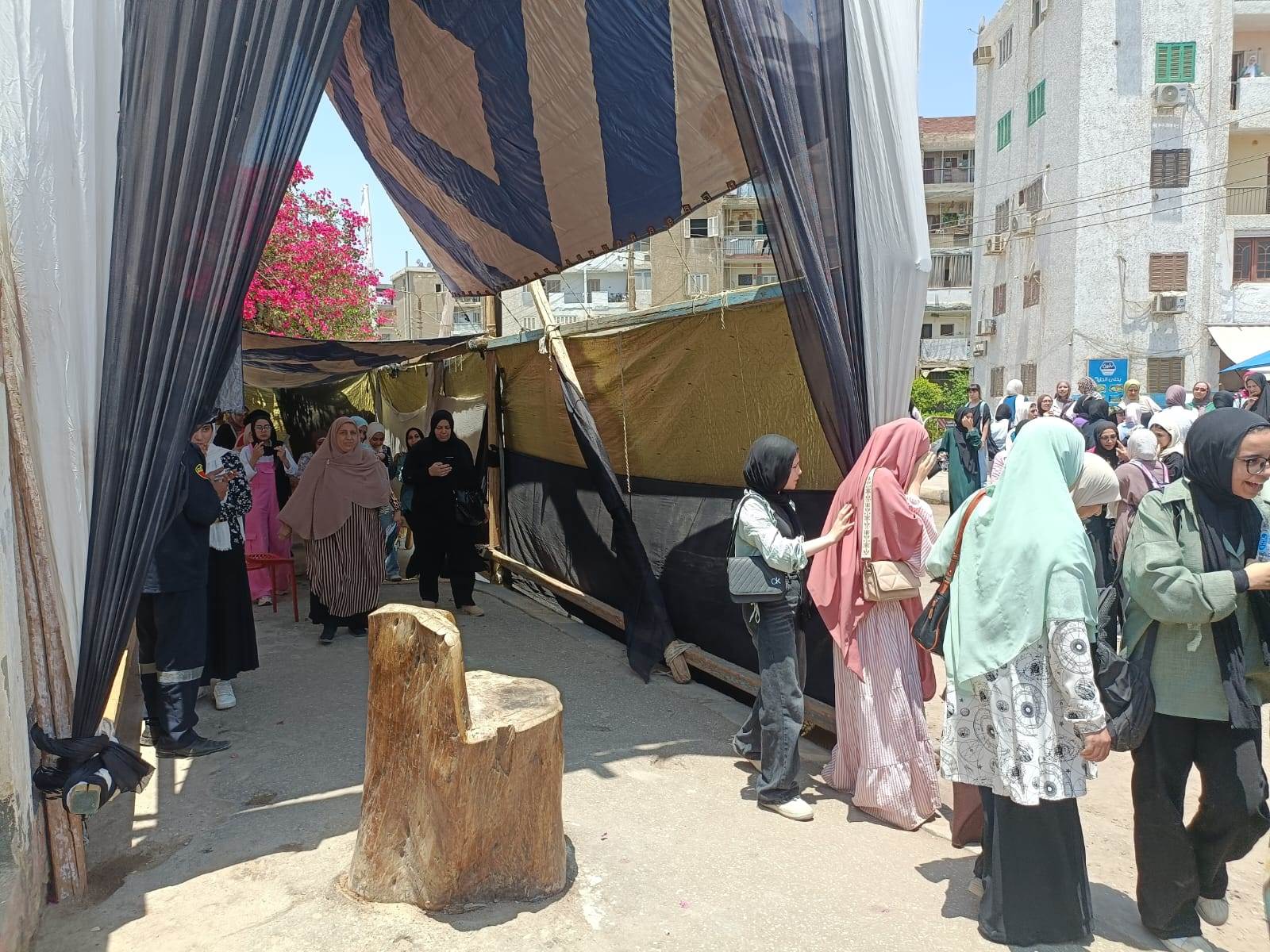 خروج الطلاب من اللجان