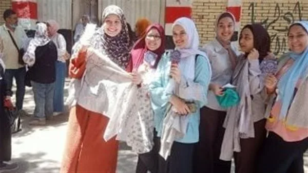 امتحانات الثانوية العامة 2025: تباين آراء الطلاب في الإسكندرية حول سهولة مادة التربية الدينية وصعوبة مادة الوطنية امتحانات الثانوية العامة 2025: تباين آراء الطلاب في الإسكندرية حول سهولة مادة التربية الدينية وصعوبة مادة الوطنية