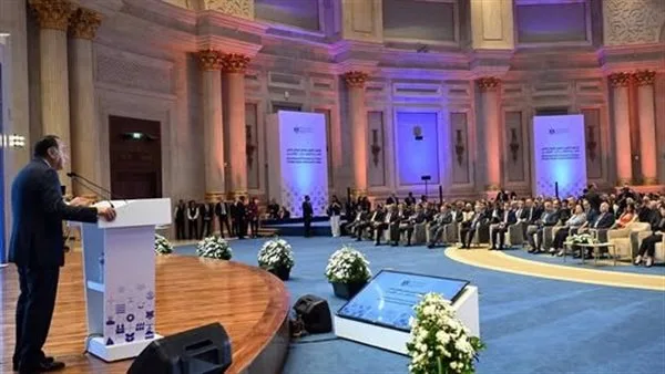 رئيس الوزراء يحضر احتفالية توقيع مجموعة من الاتفاقيات بين الحكومة وشركاء التنمية والقطاع الخاص