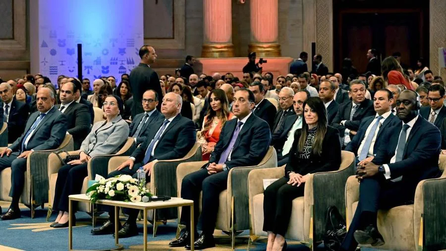رئيس الوزراء يحضر فعاليات مؤتمر “تمويل التنمية لدعم القطاع الخاص.. تعزيز النمو الاقتصادي وتوفير فرص العمل”