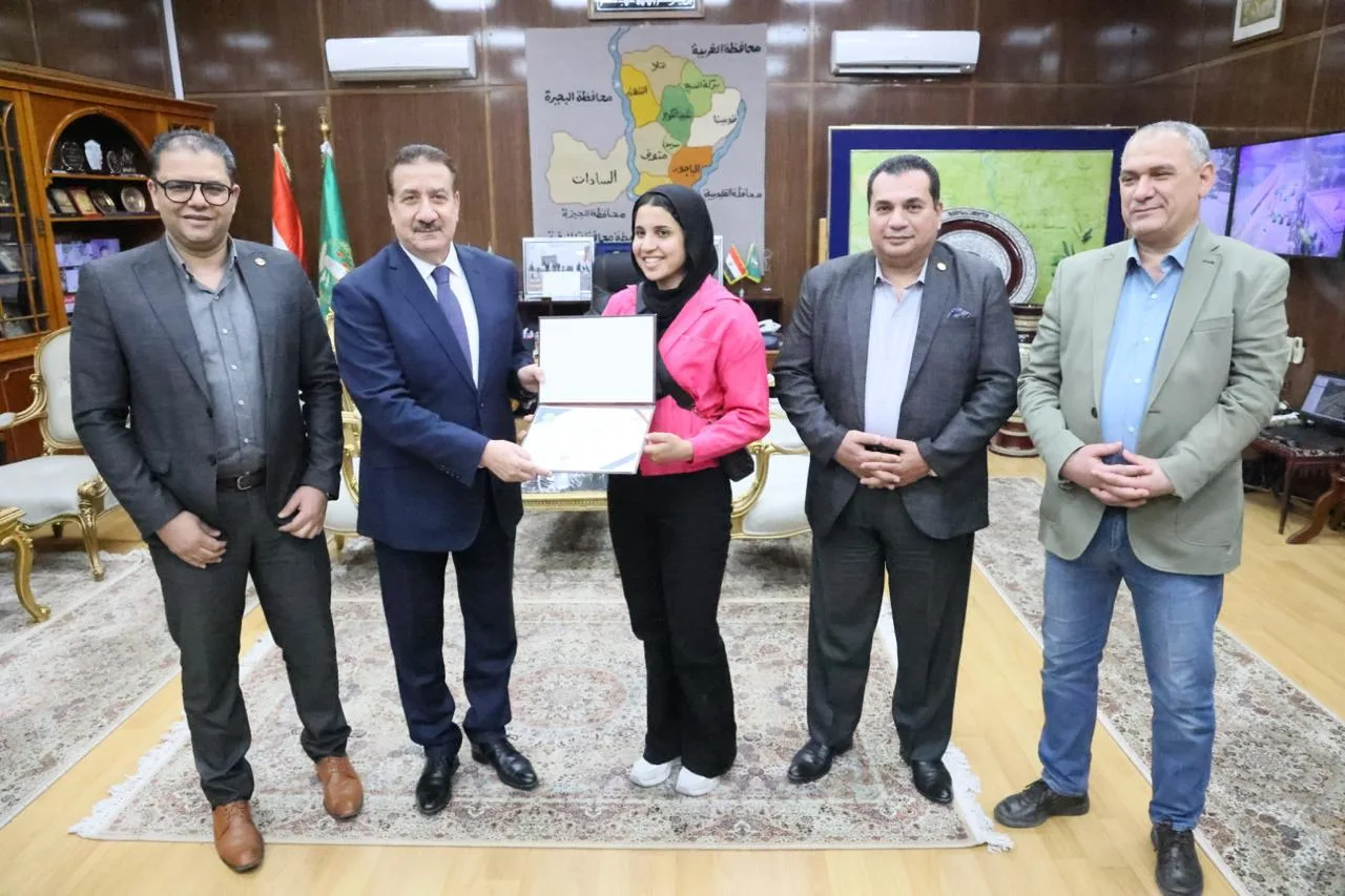 محافظ المنوفية يكرّم مجموعة من الرياضيين المتميزين من أبناء المحافظة محافظ المنوفية يكرّم مجموعة من الرياضيين المتميزين من أبناء المحافظة