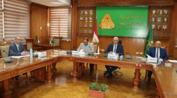 رئيس جامعة المنوفية يتولى رئاسة لجنة لاستعراض طلبات تجديد القائمين على إدارة المناصب العليا وأمناء الكليات.