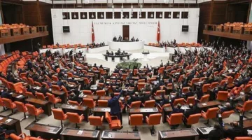 مجلس الشيوخ الباكستاني يوافق بالإجماع على قرار يؤيد إيران ويستنكر هجمات إسرائيل