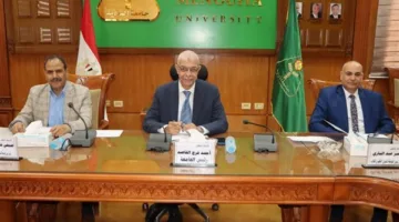 رئيس جامعة المنوفية يترأس لجنة للمقابلات الشخصية لتجديد مناصب مديري وأمناء الكليات
