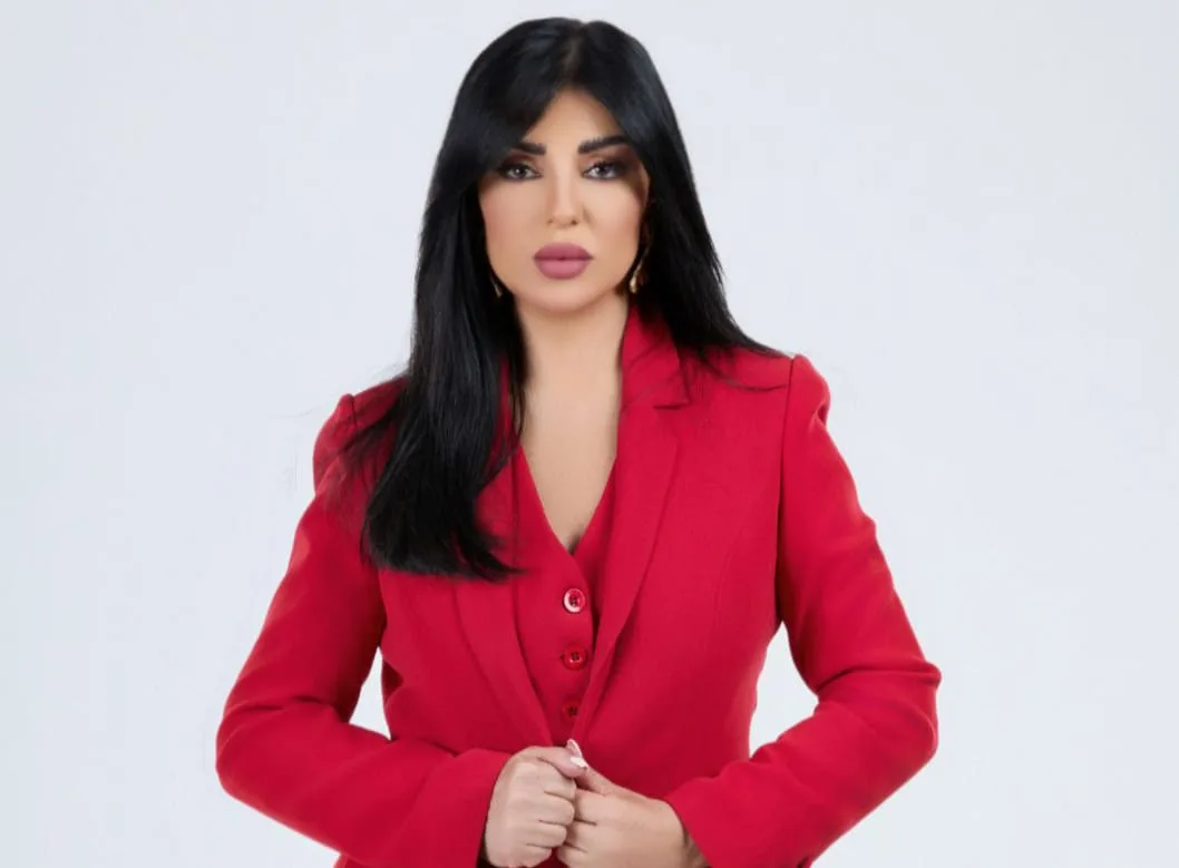 راغدة شلهوب: لا أهتم بالسياسة، وفني هو شغفي… لا أجرؤ على الظهور في برامج مثل هذا، والكثير من المذيعات يتحدينني | لقاء صحفي راغدة شلهوب: لا أهتم بالسياسة، وفني هو شغفي… لا أجرؤ على الظهور في برامج مثل هذا، والكثير من المذيعات يتحدينني | لقاء صحفي