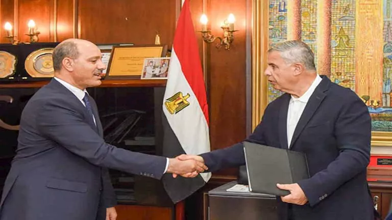 محافظ الإسكندرية يعلن نتائج الشهادة الإعدادية.. ما هي نسبة النجاح؟ محافظ الإسكندرية يعلن نتائج الشهادة الإعدادية.. ما هي نسبة النجاح؟