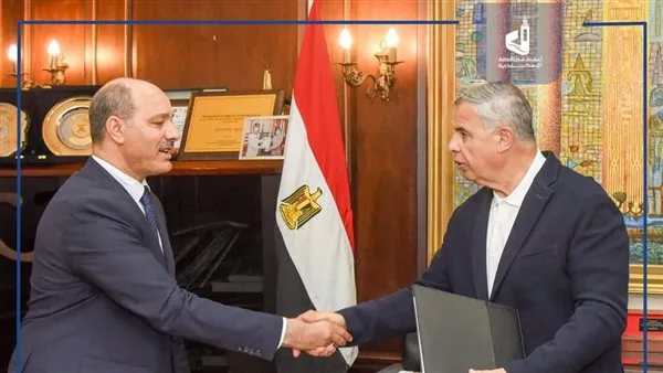 أوائل الشهادة الإعدادية في الإسكندرية: 36 طالبًا وطالبة يحققون العلامة الكاملة، و dominance للبنات في القائمة. أوائل الشهادة الإعدادية في الإسكندرية: 36 طالبًا وطالبة يحققون العلامة الكاملة، و dominance للبنات في القائمة.