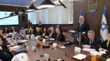 إسرائيل تتراجع: ليس لدينا أهداف لتغيير النظام الإيراني.