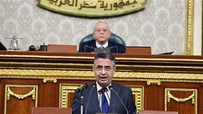 وزير التموين يُعلن عن دفع مستحقات البنجر وقصب السكر يوم الأحد المقبل وزير التموين يُعلن عن دفع مستحقات البنجر وقصب السكر يوم الأحد المقبل