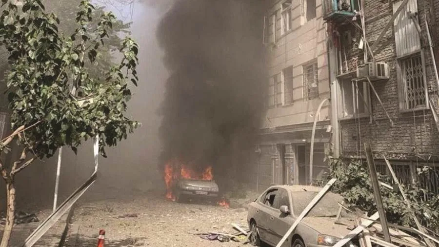 رويترز: استشهاد 14 عالمًا نوويًا إيرانيًا جراء غارات إسرائيلية منذ يوم الجمعة. رويترز: استشهاد 14 عالمًا نوويًا إيرانيًا جراء غارات إسرائيلية منذ يوم الجمعة.