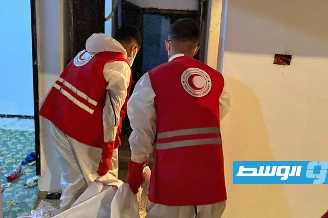 «الهلال الأحمر»: العثور على جثتي امرأة وفتاة داخل منزل في منطقة وادي الربيع «الهلال الأحمر»: العثور على جثتي امرأة وفتاة داخل منزل في منطقة وادي الربيع