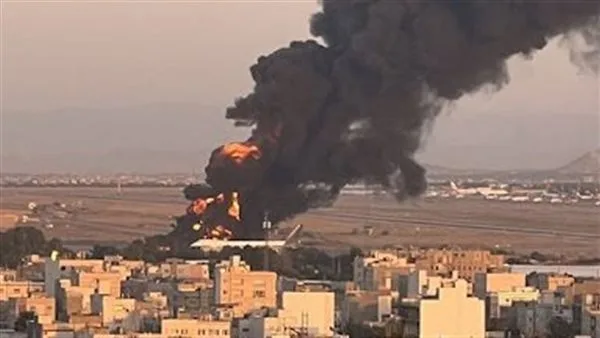 الجيش الإسرائيلي: قمنا بالهجوم على طائرة إيرانية للتزود بالوقود في مطار مشهد الجيش الإسرائيلي: قمنا بالهجوم على طائرة إيرانية للتزود بالوقود في مطار مشهد