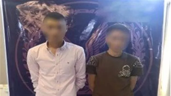 اعتقال محتالي خطوط الهواتف المحمولة المزيفة في القاهرة لمدة 4 أيام اعتقال محتالي خطوط الهواتف المحمولة المزيفة في القاهرة لمدة 4 أيام
