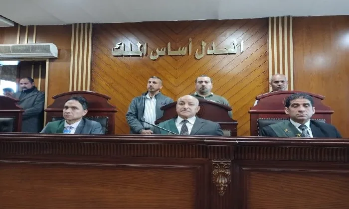 إحالة ملف قضية حداد متهم بقتل زوجته في الشرقية إلى المفتي إحالة ملف قضية حداد متهم بقتل زوجته في الشرقية إلى المفتي