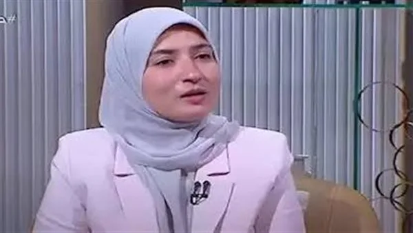 عضو في مركز الأزهر: تُكافَأ الزوجة على كل ما تفعله في منزلها بشرط النية. عضو في مركز الأزهر: تُكافَأ الزوجة على كل ما تفعله في منزلها بشرط النية.