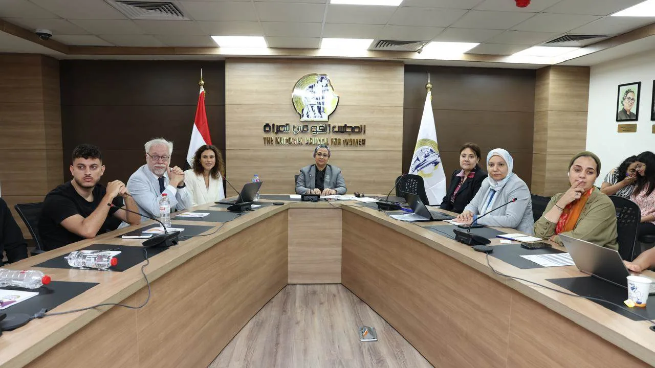 المستشارة أمل عمار تستضيف وفداً من الجامعة الأمريكية في مصر وجامعة جورج واشنطن في الولايات المتحدة المستشارة أمل عمار تستضيف وفداً من الجامعة الأمريكية في مصر وجامعة جورج واشنطن في الولايات المتحدة