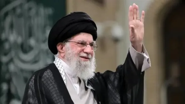 أحمد موسى: إسرائيل تسعى لضغط على الشعب الإيراني لإزالة النظام الحاكم أحمد موسى: إسرائيل تسعى لضغط على الشعب الإيراني لإزالة النظام الحاكم