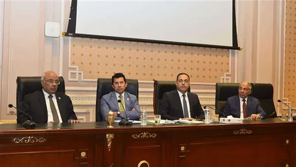 400 ساعة من العمل: رئيس لجنة الشباب في النواب يكشف عن 607 اجتماع و615 طلب إحاطة تم مناقشتها. 400 ساعة من العمل: رئيس لجنة الشباب في النواب يكشف عن 607 اجتماع و615 طلب إحاطة تم مناقشتها.