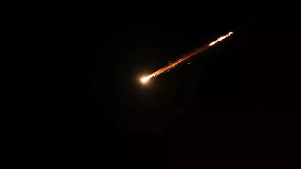 شاهد الفيديو: لحظة سقوط الصواريخ الإيرانية على الأراضي الإسرائيلية شاهد الفيديو: لحظة سقوط الصواريخ الإيرانية على الأراضي الإسرائيلية