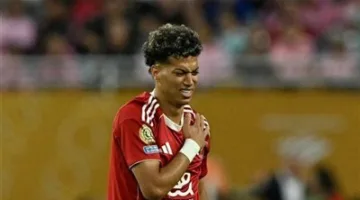 نترقب عودتك قريبًا.. الأهلي يساند إمام عاشور بعد إجرائه عملية جراحية في الكتف.