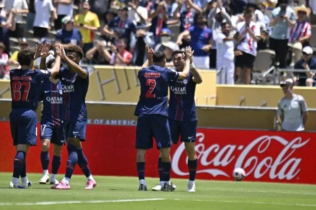 باريس سان جيرمان يتفوق على أتلتيكو مدريد بهدفين في الشوط الأول بمونديال الأندية «فيديو» باريس سان جيرمان يتفوق على أتلتيكو مدريد بهدفين في الشوط الأول بمونديال الأندية «فيديو»
