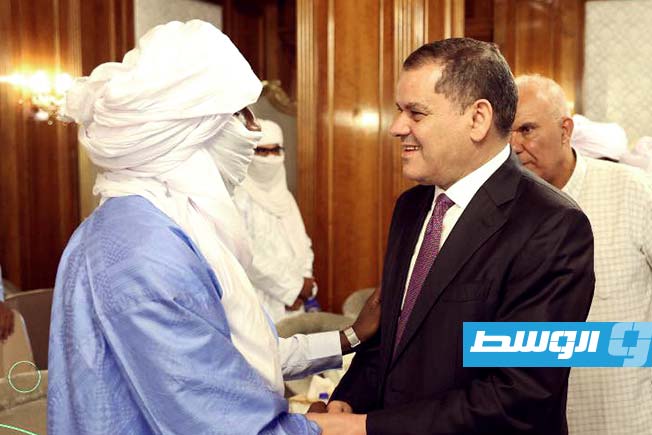 لقاء الدبيبة في طرابلس مع وفد من قبائل «الطوارق»، 15 يونيو 2025. (حكومتنا)