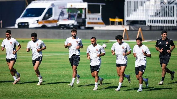 بعثة الأهلي تغادر الفندق متوجهة إلى مطار ميامي لملاقاة بالميراس البرازيلي بعثة الأهلي تغادر الفندق متوجهة إلى مطار ميامي لملاقاة بالميراس البرازيلي