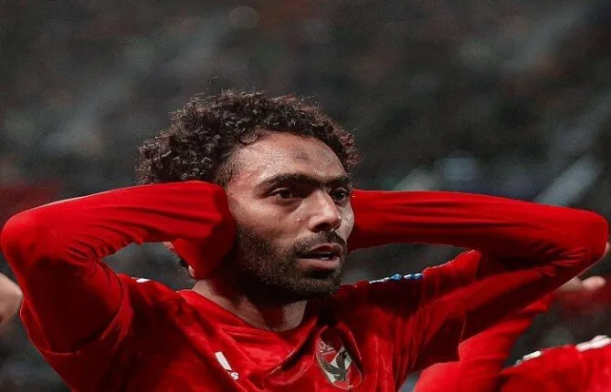 بلال: حسين الشحات ليس المسؤول عن تعادل الأهلي مع إنتر ميامي بلال: حسين الشحات ليس المسؤول عن تعادل الأهلي مع إنتر ميامي