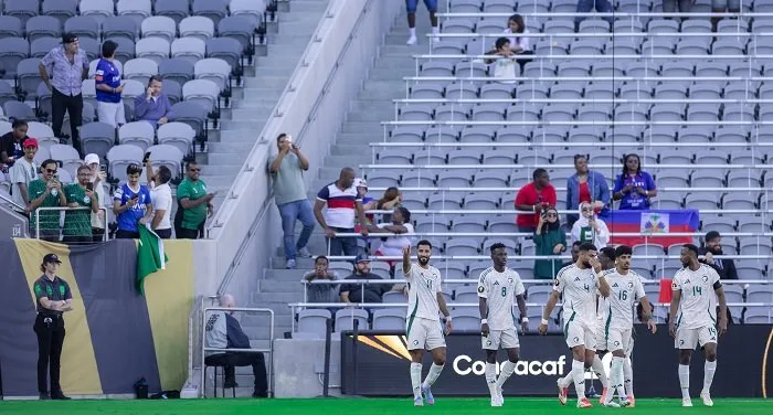 المنتخب السعودي يبدأ رحلة الكأس الذهبية بانتصار على هايتي المنتخب السعودي يبدأ رحلة الكأس الذهبية بانتصار على هايتي