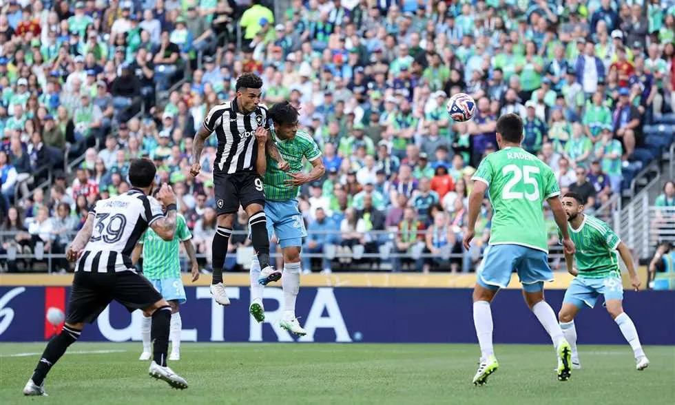كأس العالم للأندية: إيجور يتألق كـ “سوبر سايان” ويقود بوتافوجو لتحقيق انتصار مهم على سياتل كأس العالم للأندية: إيجور يتألق كـ “سوبر سايان” ويقود بوتافوجو لتحقيق انتصار مهم على سياتل