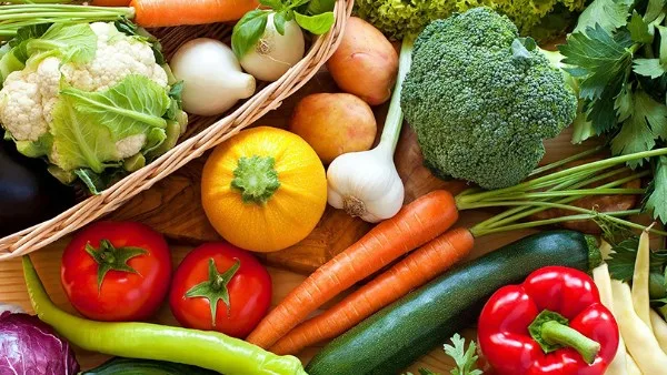 أسعار الخضروات اليوم: الطماطم بـ15 جنيها والبامية بـ40 جنيها أسعار الخضروات اليوم: الطماطم بـ15 جنيها والبامية بـ40 جنيها