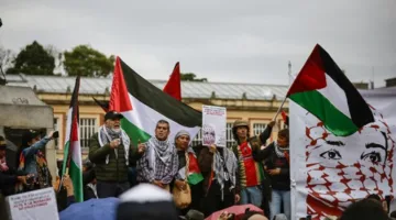 آلاف الأشخاص يتظاهرون تأييداً لفلسطين في البرازيل وتشيلي والمكسيك.