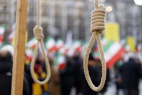 إيران تعلن عن تنفيذ حكم الإعدام بحق شخص متهم بالتعاون مع الموساد الإسرائيلي تم إلقاء القبض عليه في عام 2023. إيران تعلن عن تنفيذ حكم الإعدام بحق شخص متهم بالتعاون مع الموساد الإسرائيلي تم إلقاء القبض عليه في عام 2023.