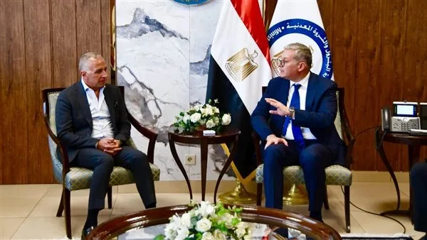 وزير البترول يناقش مع “السويدي إليكتريك” مجالات التعاون في مجالات التعدين والبتروكيماويات والطاقة النظيفة وزير البترول يناقش مع “السويدي إليكتريك” مجالات التعاون في مجالات التعدين والبتروكيماويات والطاقة النظيفة